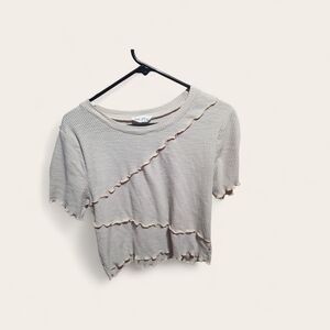 Ribbed Lettuce-Edge Crop Top in Taupe
